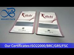 Weißer Standbodenbeutel mit Reißverschluss und Klarsichtfenster