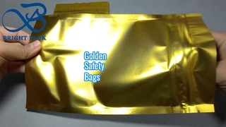 goldene, kindersichere Reißverschlusstasche