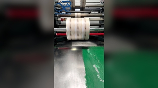 Rollfolie für Snacks, hohe Barriere, Fresh Lock-Packfolie in Lebensmittelqualität