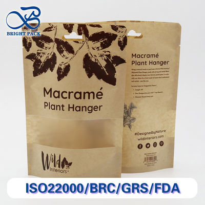 Recycelbare und abbaubare Kraftpapierbeutel mit transparenten Fenstern für die Verpackung von Alltagsprodukten mit individuellem Druck.